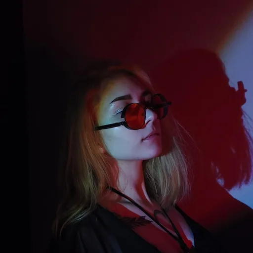 Лина Даль — автор на Reder